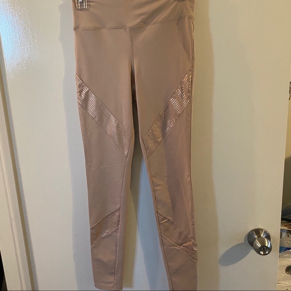 Forever 21 Other - Forever 21 leggings